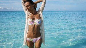 Dantelli Bikini Modelleri ile Plaj Şıklığı