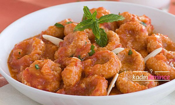 harput-köftesinin-yapılışı resmi